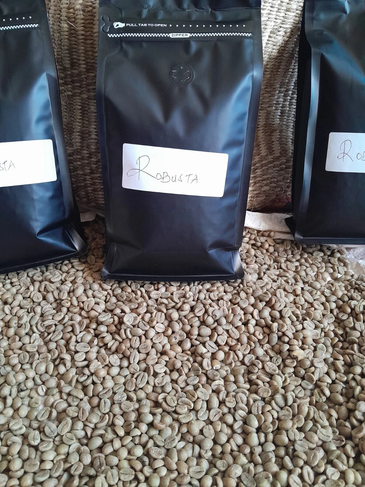 RETAIL - UGANDA ROBUSTA GREEN BEANS 18